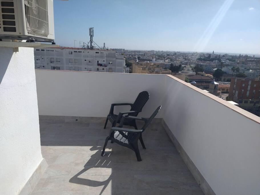 Apartamento Atico/Estudio Cerca Del Centro De Jerez Jerez de la Frontera Exterior foto